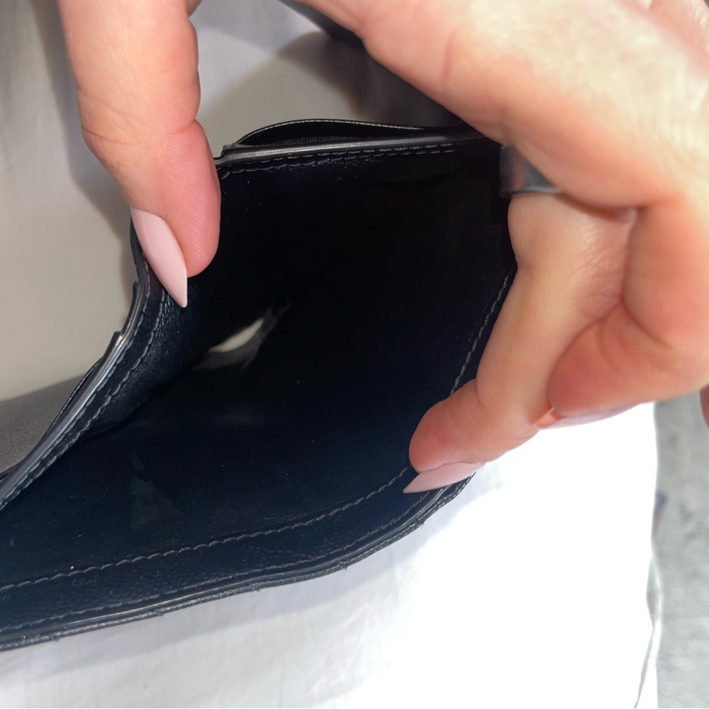 YSL SAINT LAURENT CASSANDRE MATELASSÉ COMPACT TRI FOLD WALLET QUILTED LAMBSKIN - Picture 7 of 16